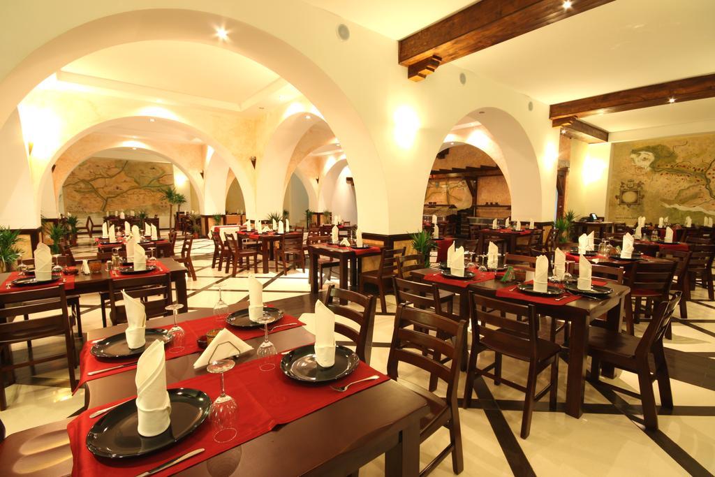 Mistral Resort Moeciu De Sus Eksteriør bilde