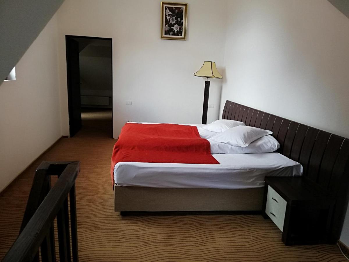 Mistral Resort Moeciu De Sus Eksteriør bilde